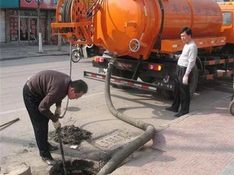 和平镇清掏化粪池，健康生活从这里开始